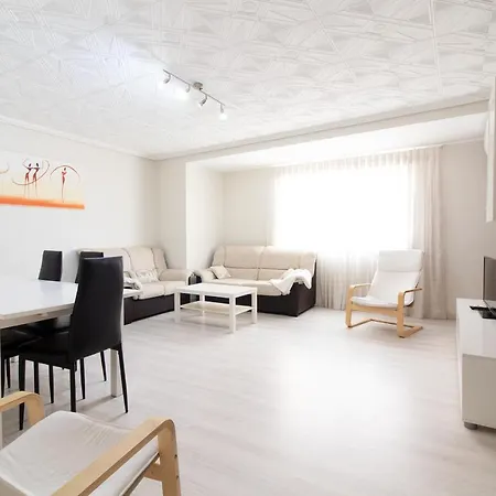 Global Properties, De 4 A 100 M De La Playa Apartment *