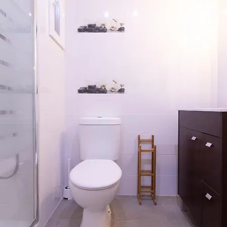 Global Properties, De 4 A 100 M De La Playa Puerto de Sagunto