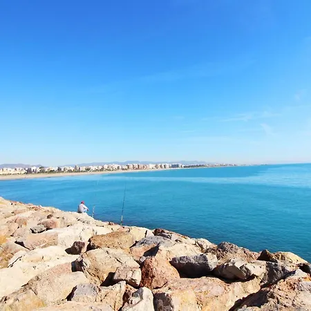 Global Properties, De 4 A 100 M De La Playa Apartment